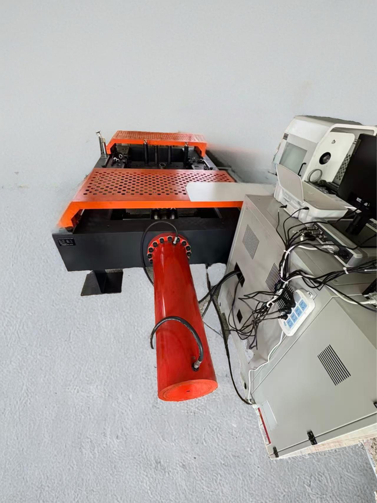 微機(jī)控制電液伺服臥式拉力試驗(yàn)機(jī)